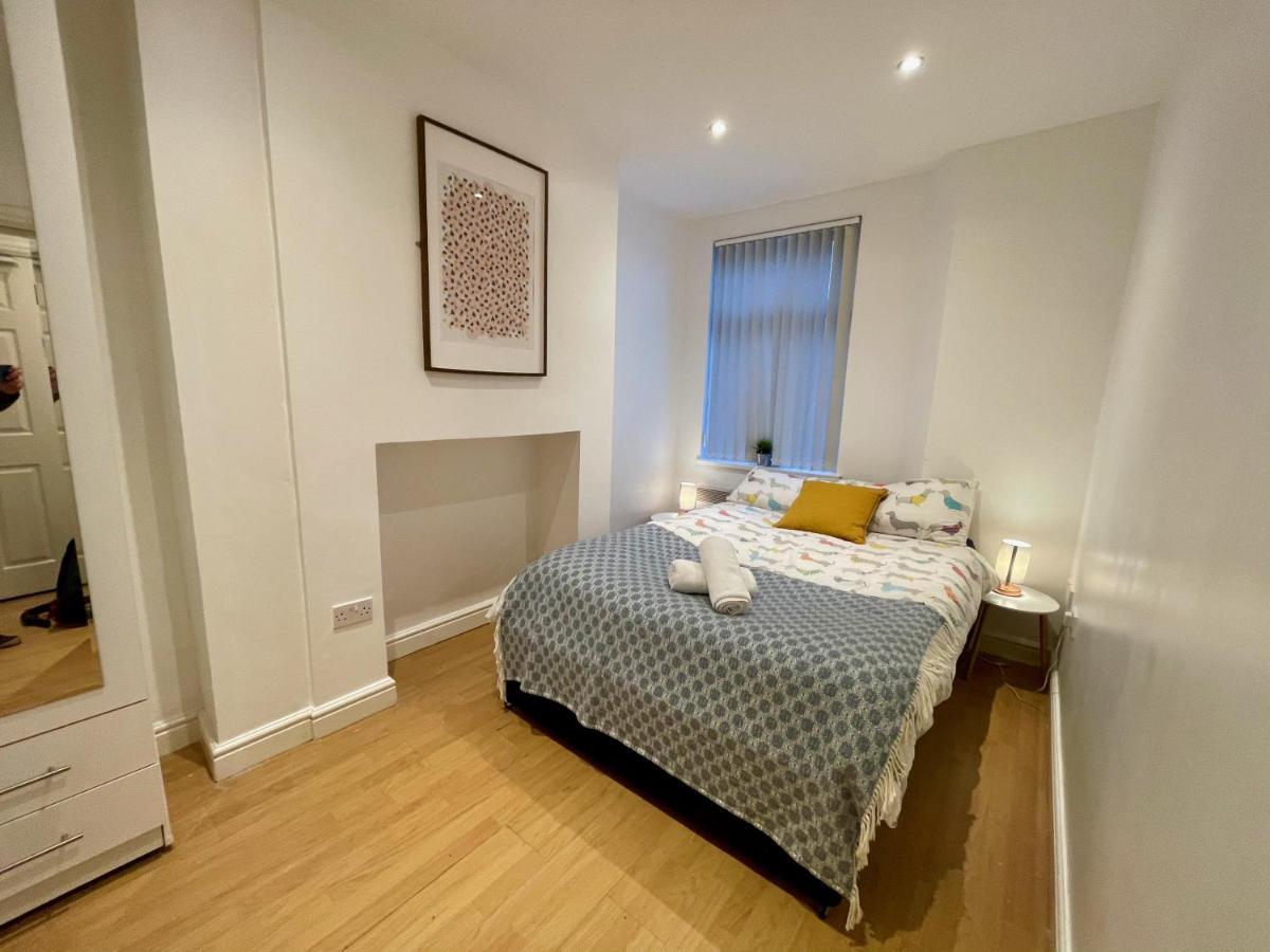 Bute Park Apartment W/ Heating + Private Bathroom Cardiff Bagian luar foto